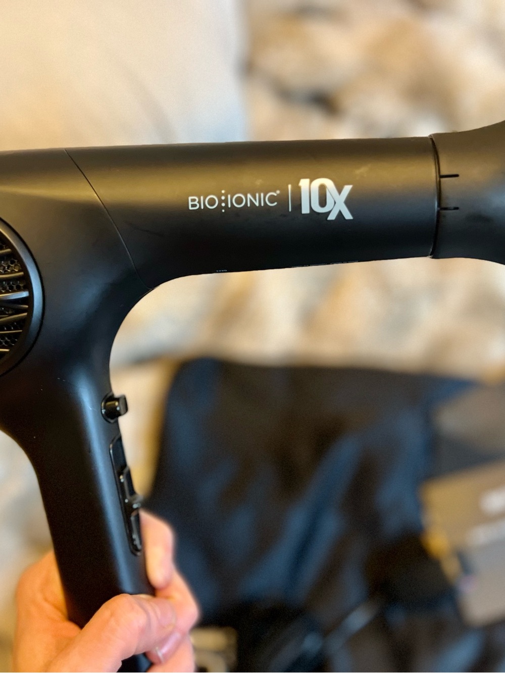 EUC Bio Ionic 10X UltraLight Speed Hair Dryer (MSRP $326.99) - Picture 3 of 8